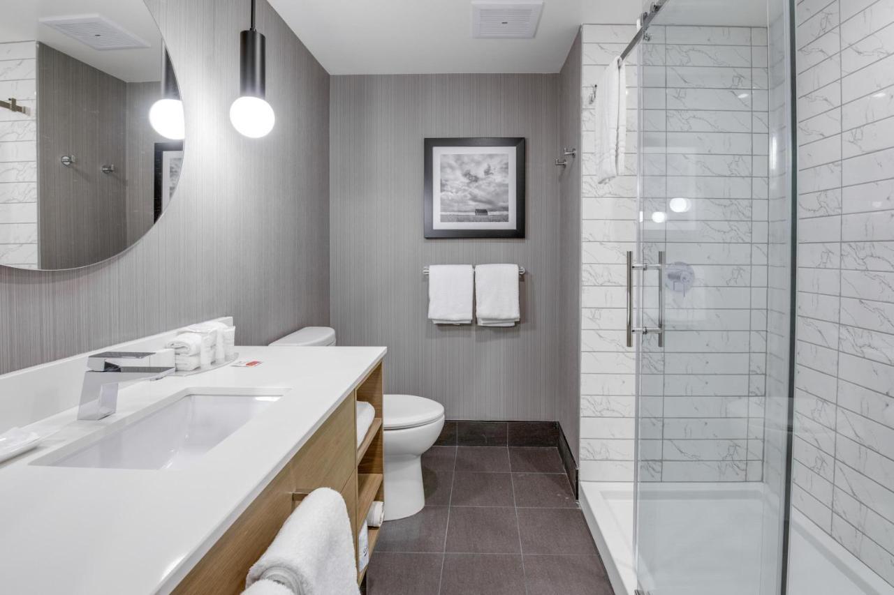 Sandman Signature Saskatoon South Hotel Экстерьер фото